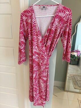 Kaeli Smith Pink & White Leaf-Print Wrap Dress